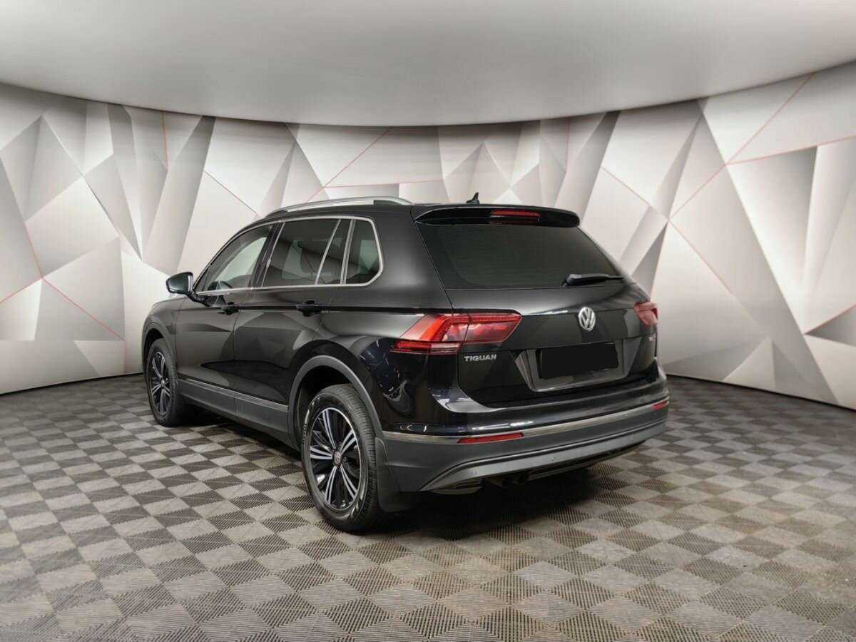 Купить Volkswagen Tiguan, 2018, 82 646 км, фото №4
