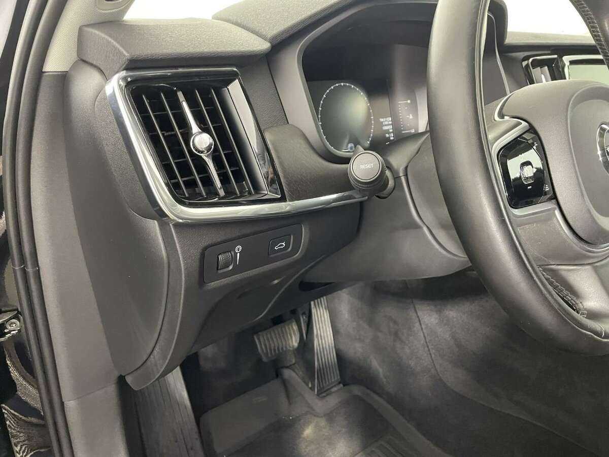 Купить Volvo V90 Cross Country, 2018, 106 833 км, фото №9