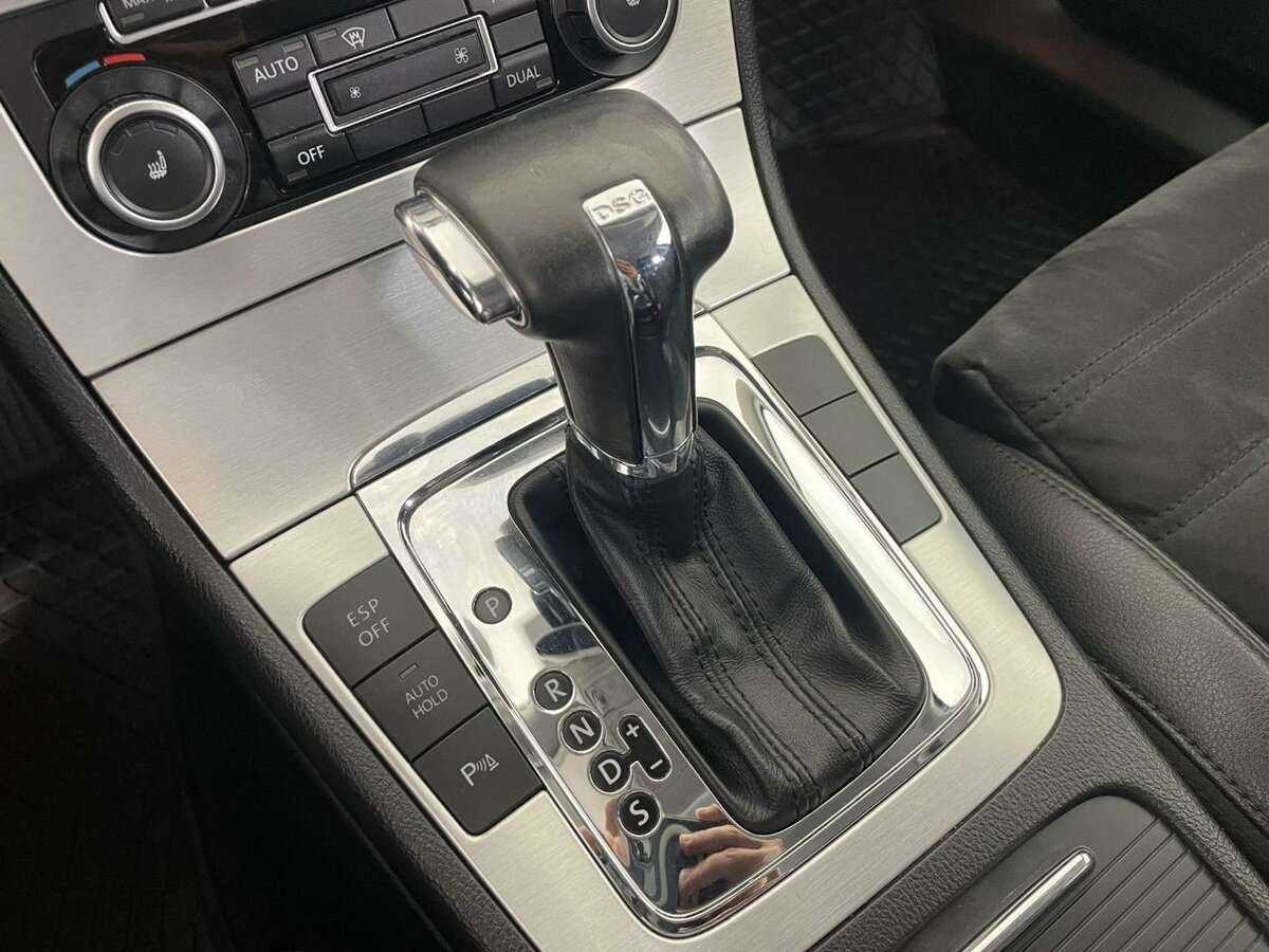 Купить Volkswagen Passat, 2010, 186 108 км, фото №13