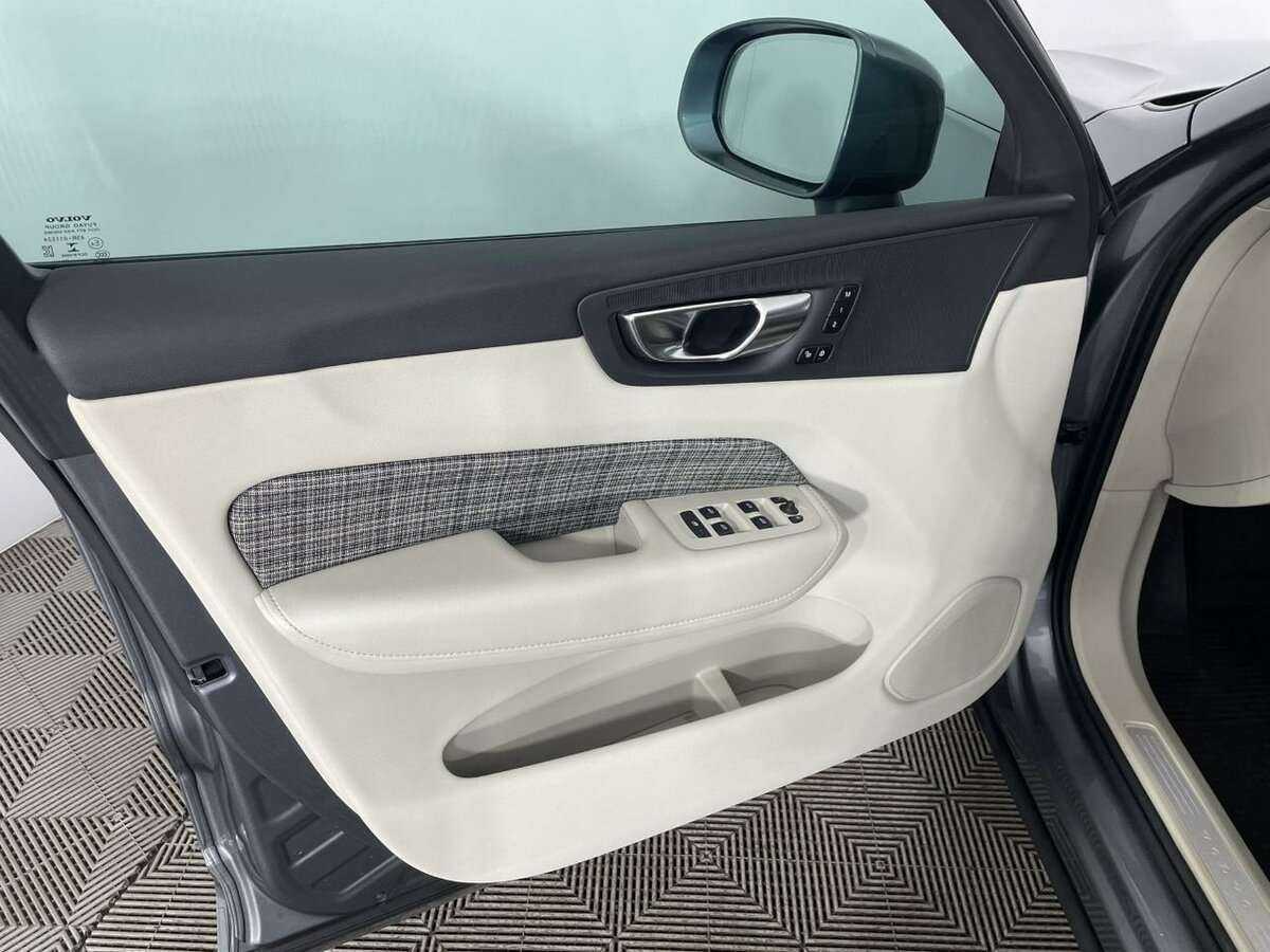 Купить Volvo XC60, 2021, 59 311 км, фото №8
