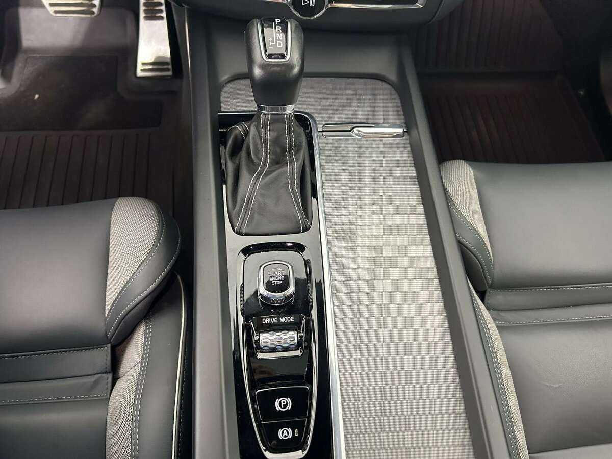 Купить Volvo XC60, 2021, 50 318 км, фото №13