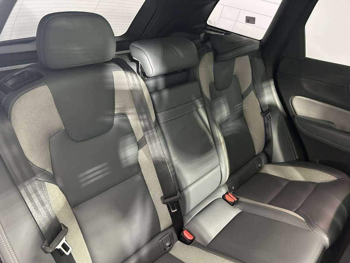 Купить Volvo XC60, 2021, 50 318 км, фото №16