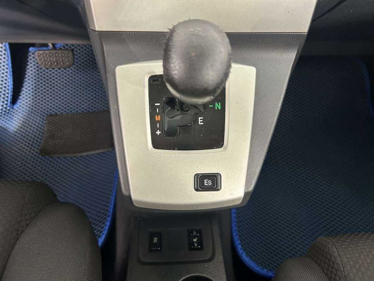 Купить Toyota Corolla Verso, 2006, 247 092 км, фото №13