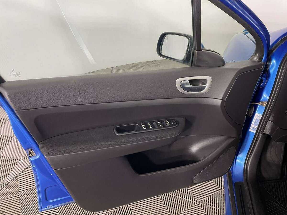 Купить Peugeot 307 5-speed, 2004, 314 913 км, фото №8