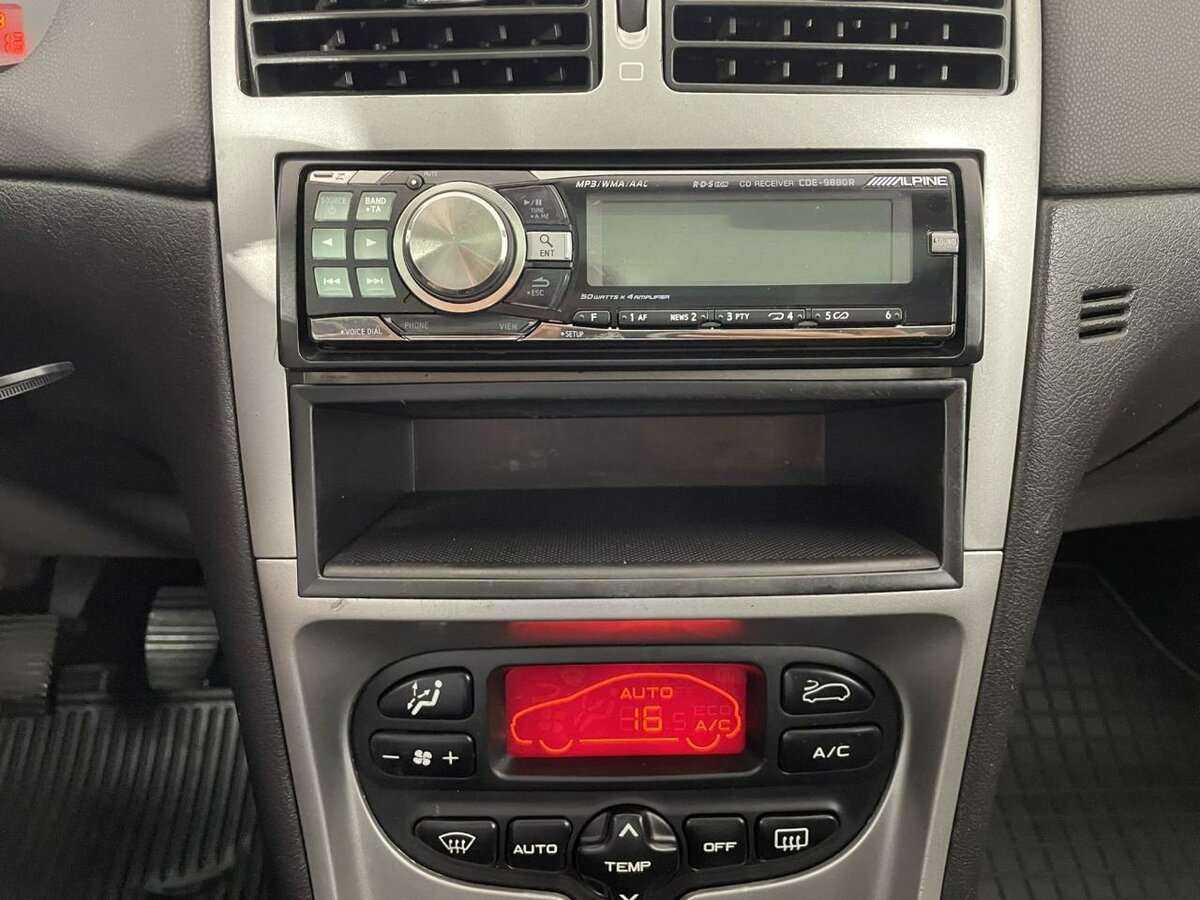 Купить Peugeot 307 5-speed, 2004, 314 913 км, фото №12