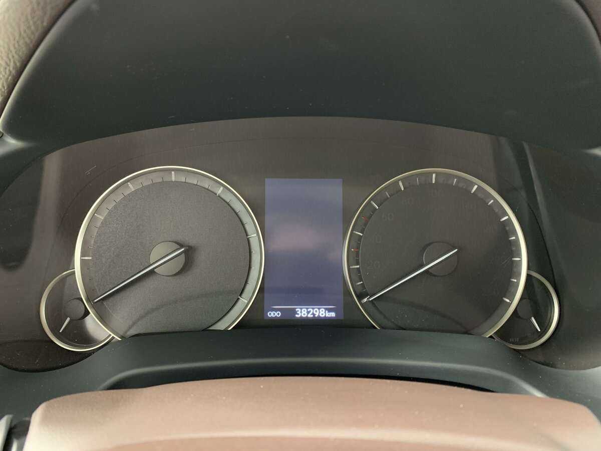 Купить Lexus RX 300, 2020, 38 296 км, фото №10