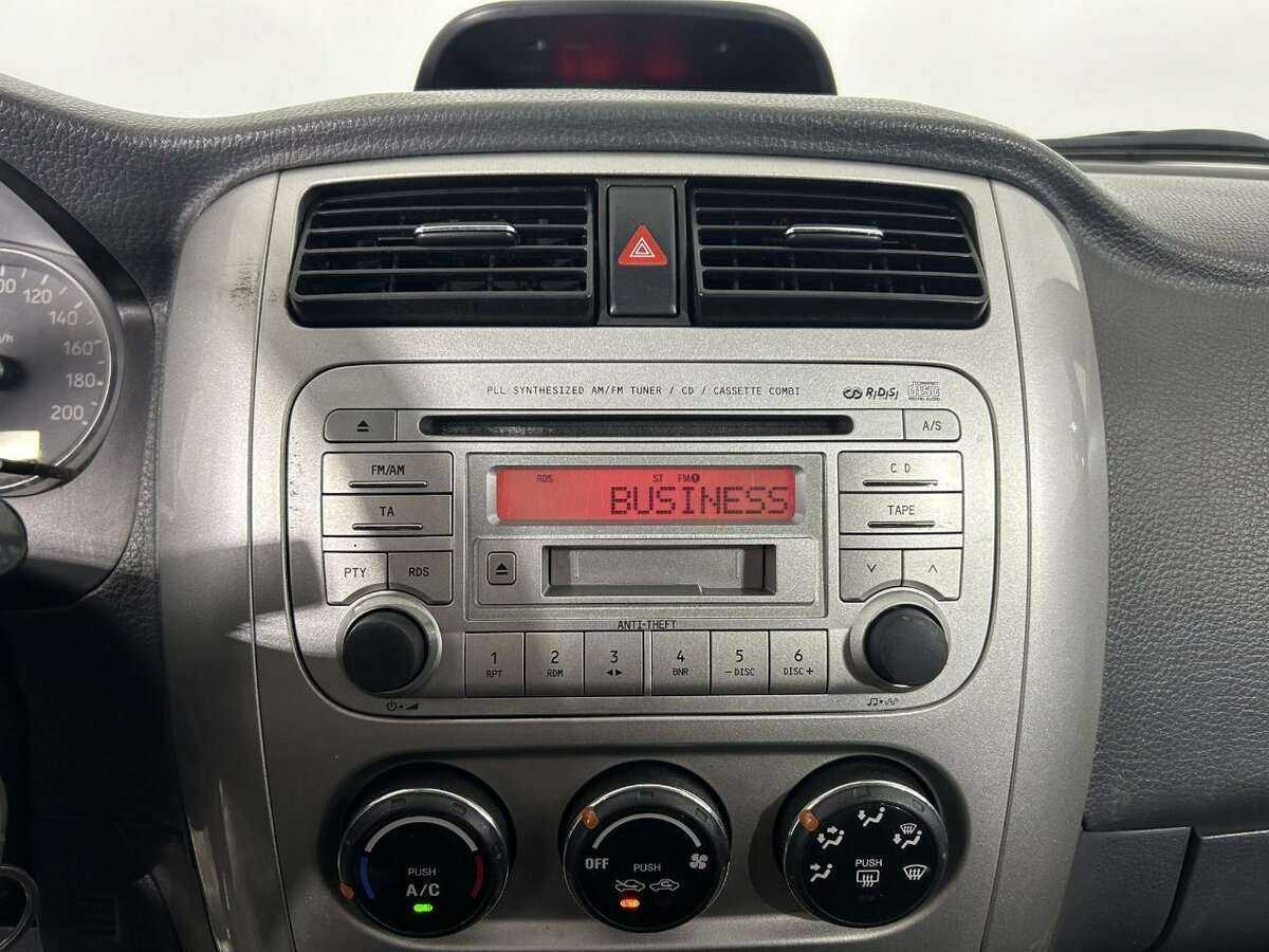 Купить Suzuki Liana, 2004, 191 000 км, фото №12