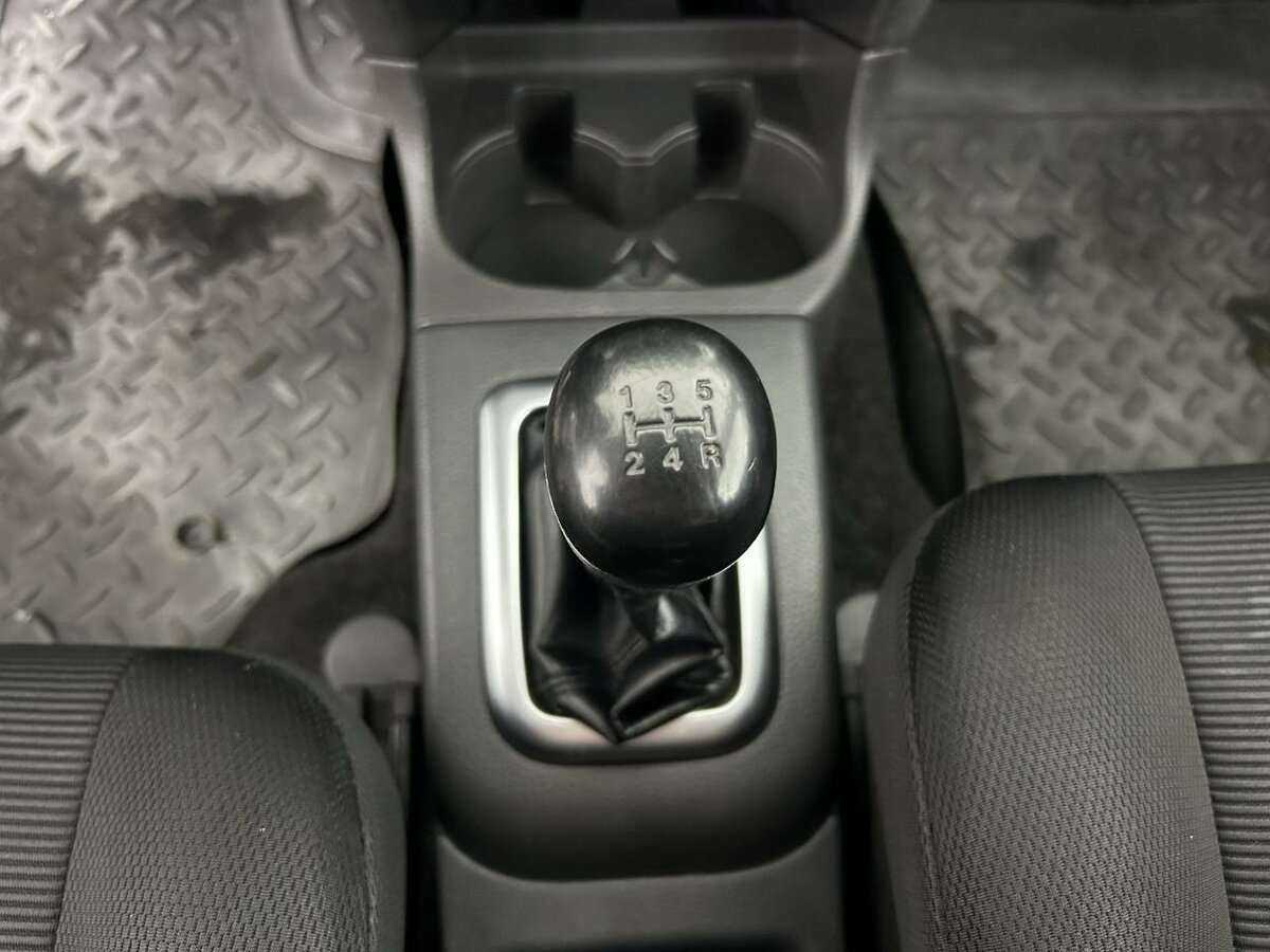 Купить Suzuki Liana, 2004, 191 000 км, фото №13