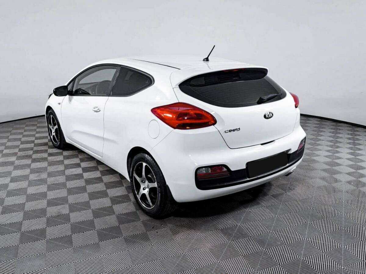 Купить Kia Ceed, 2013, 98 781 км, фото №6