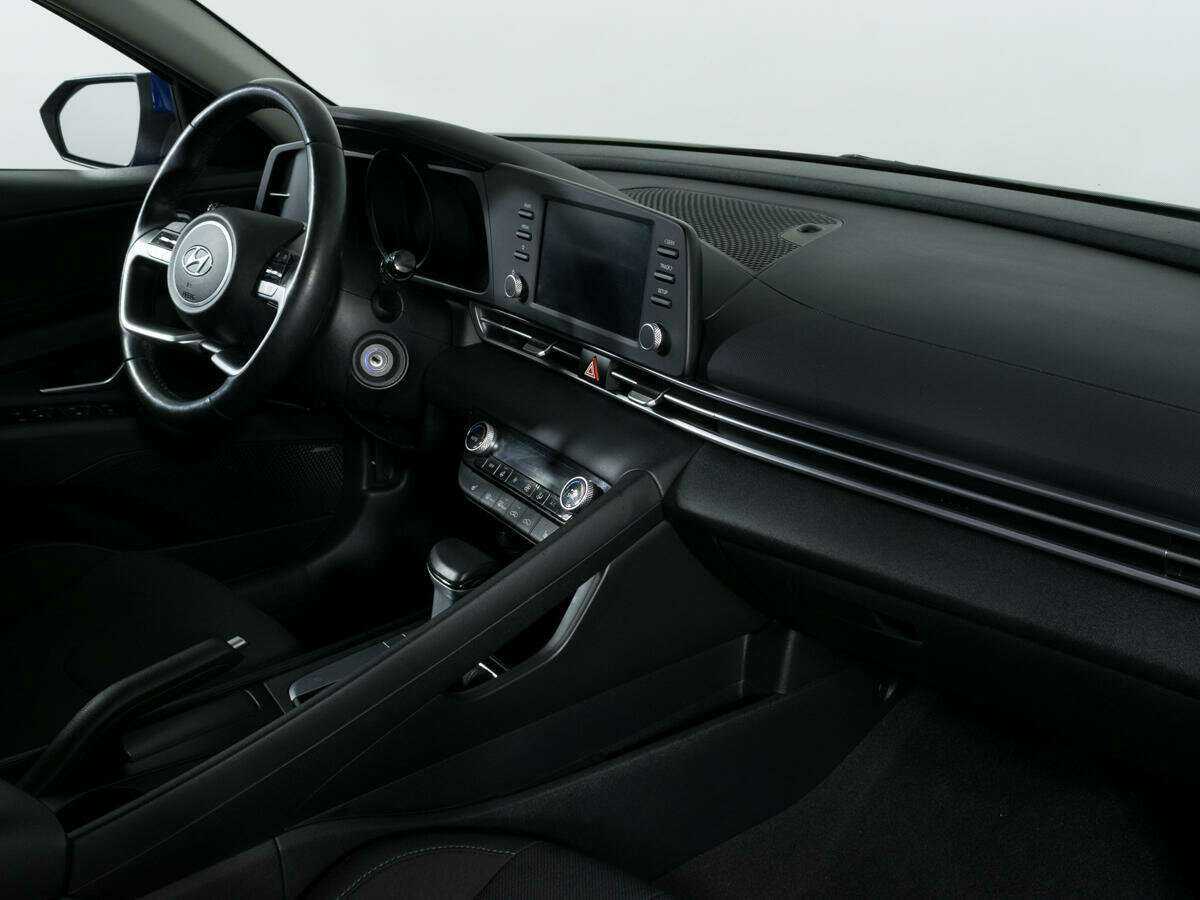 Купить Hyundai Elantra, 2021, 64 500 км, фото №7