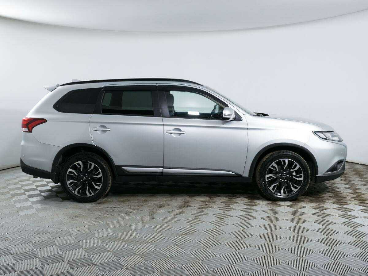 Купить Mitsubishi Outlander, 2021, 59 250 км, фото №4