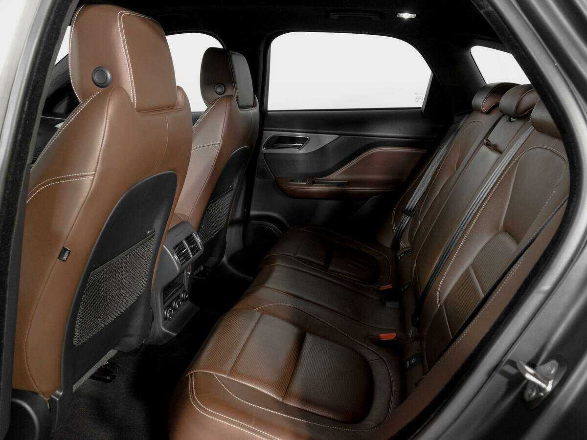 Купить Jaguar F-Pace, 2016, 68 780 км, фото №10