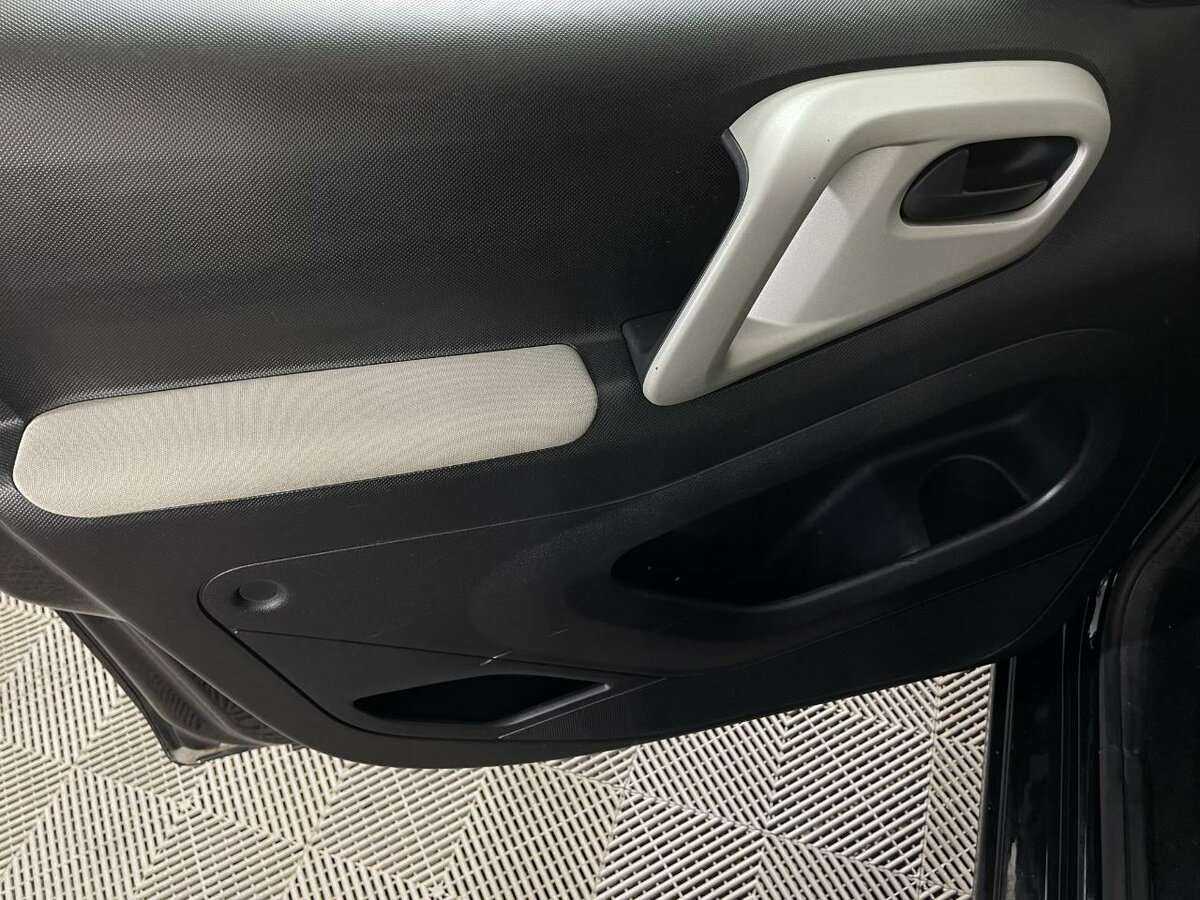 Купить Peugeot Partner, 2014, 147 734 км, фото №8