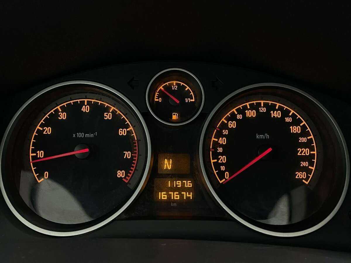 Купить Opel Astra, 2010, 167 660 км, фото №10