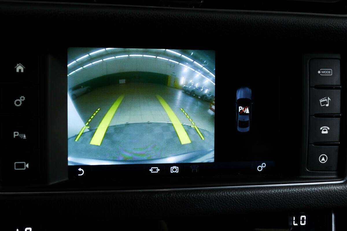 Купить Jaguar XF, 2016, 185 956 км, фото №14