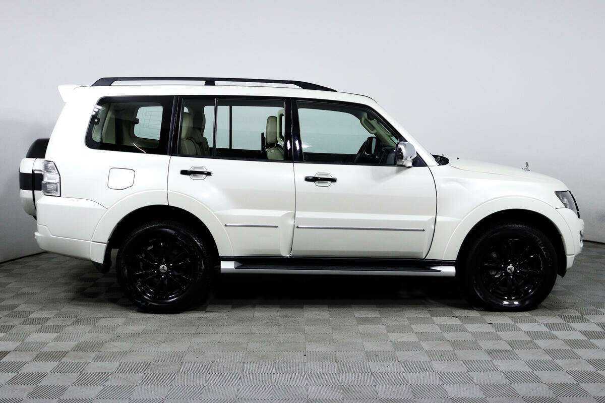 Купить Mitsubishi Pajero, 2019, 35 250 км, фото №4