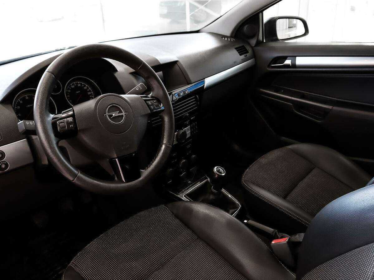 Купить Opel Astra GTC, 2008, 219 393 км, фото №9