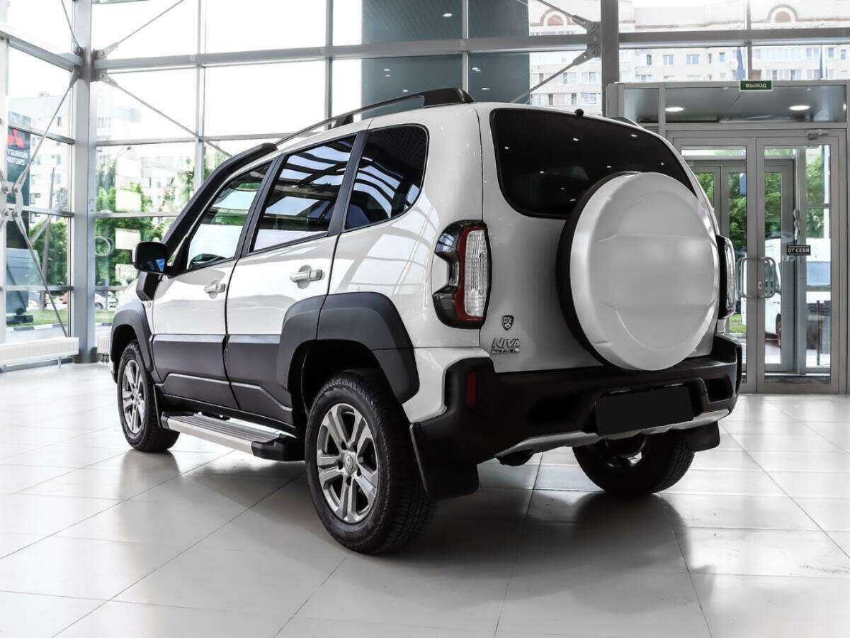 Купить Lada (ВАЗ) Niva, 2023, 13 000 км, фото №7