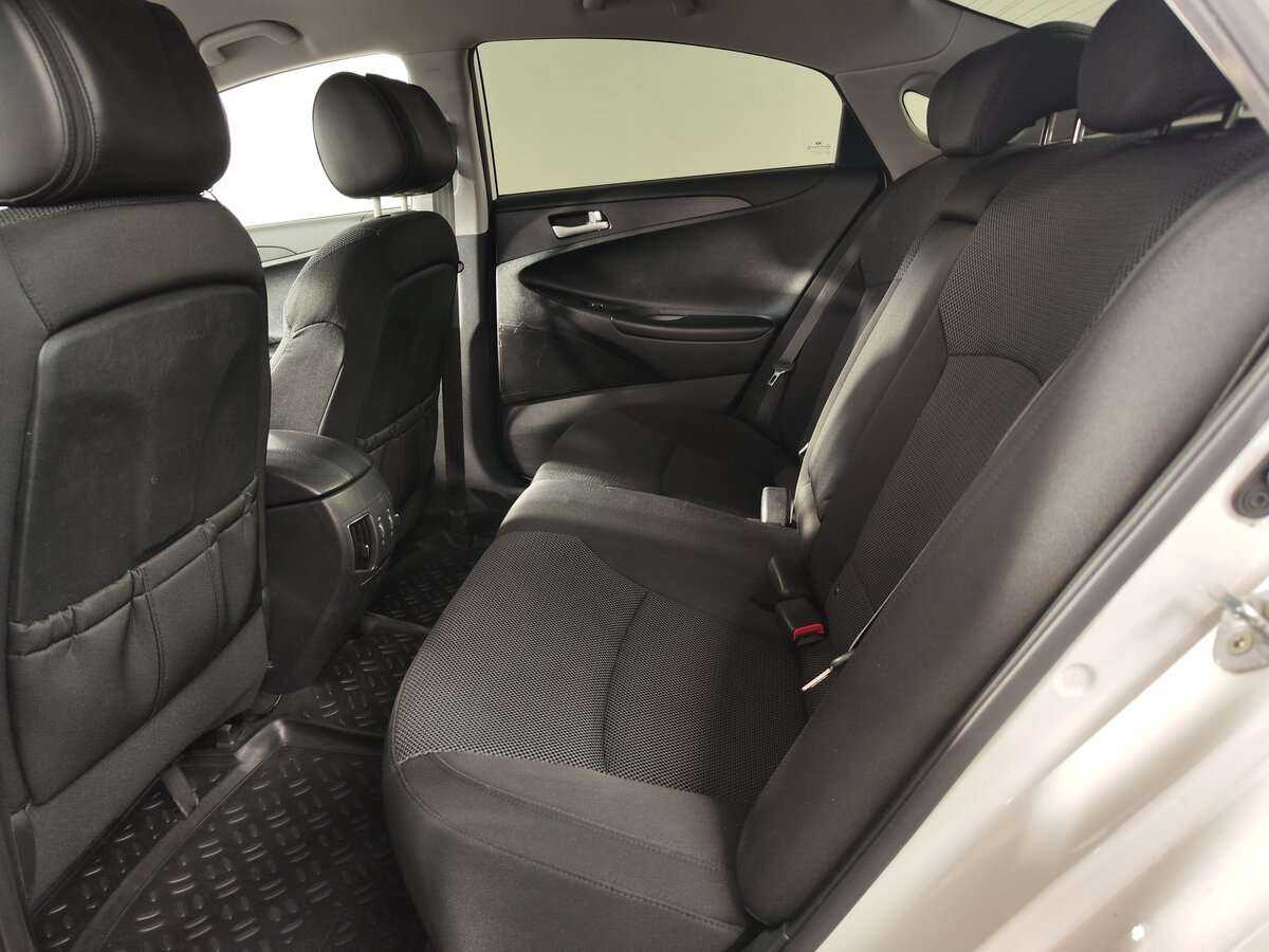 Купить Hyundai Sonata, 2011, 238 000 км, фото №8