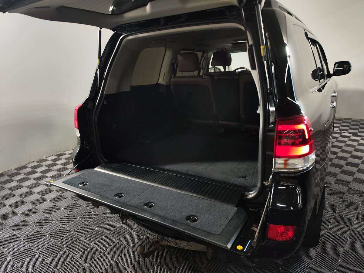 Купить Toyota Land Cruiser, 2016, 251 716 км, фото №9