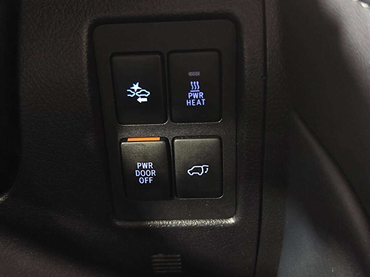 Купить Toyota Land Cruiser, 2016, 251 716 км, фото №29