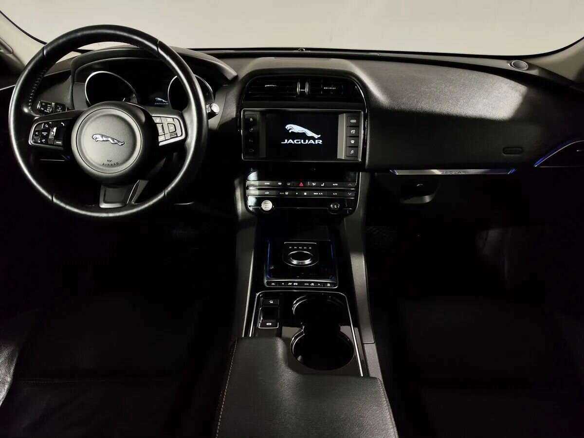 Купить Jaguar F-Pace, 2017, 121 001 км, фото №11