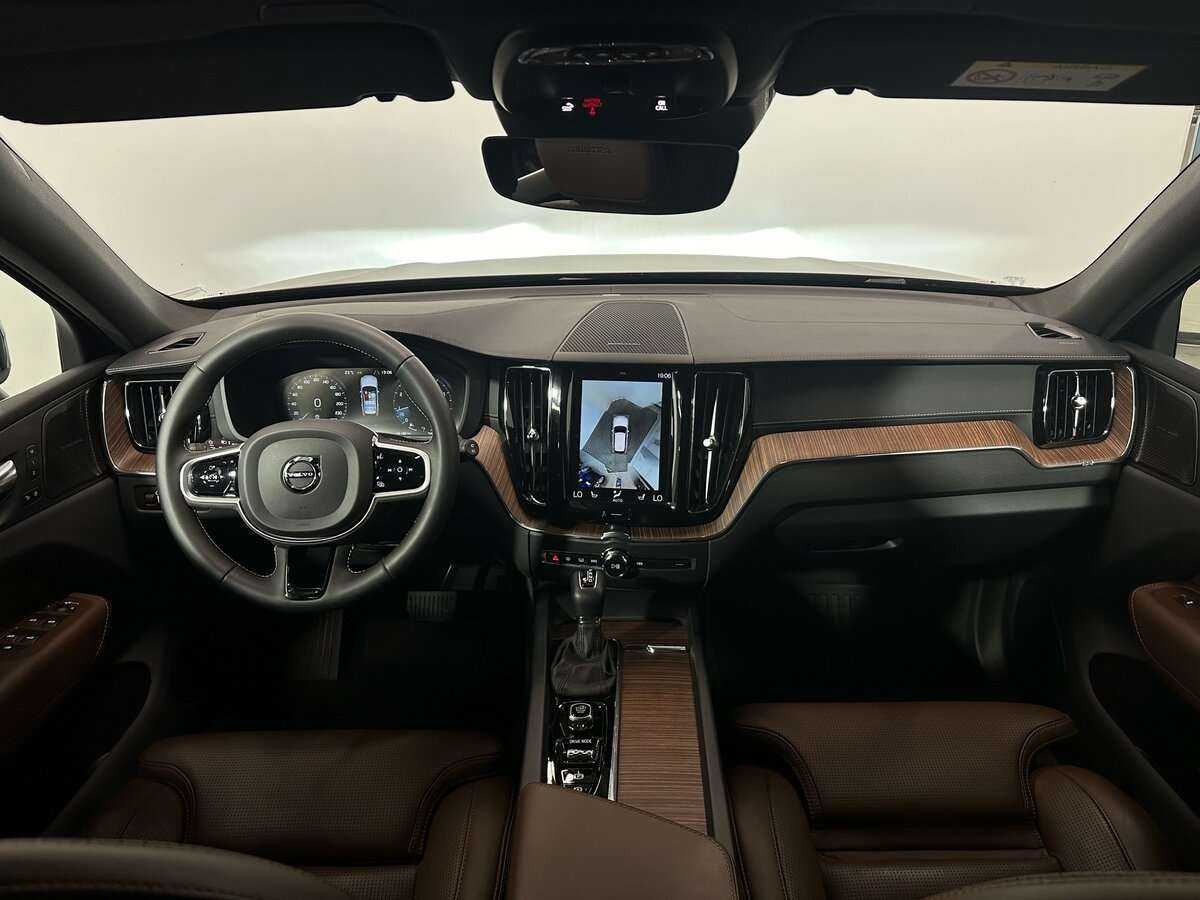 Купить Volvo XC60, 2019, 26 600 км, фото №13