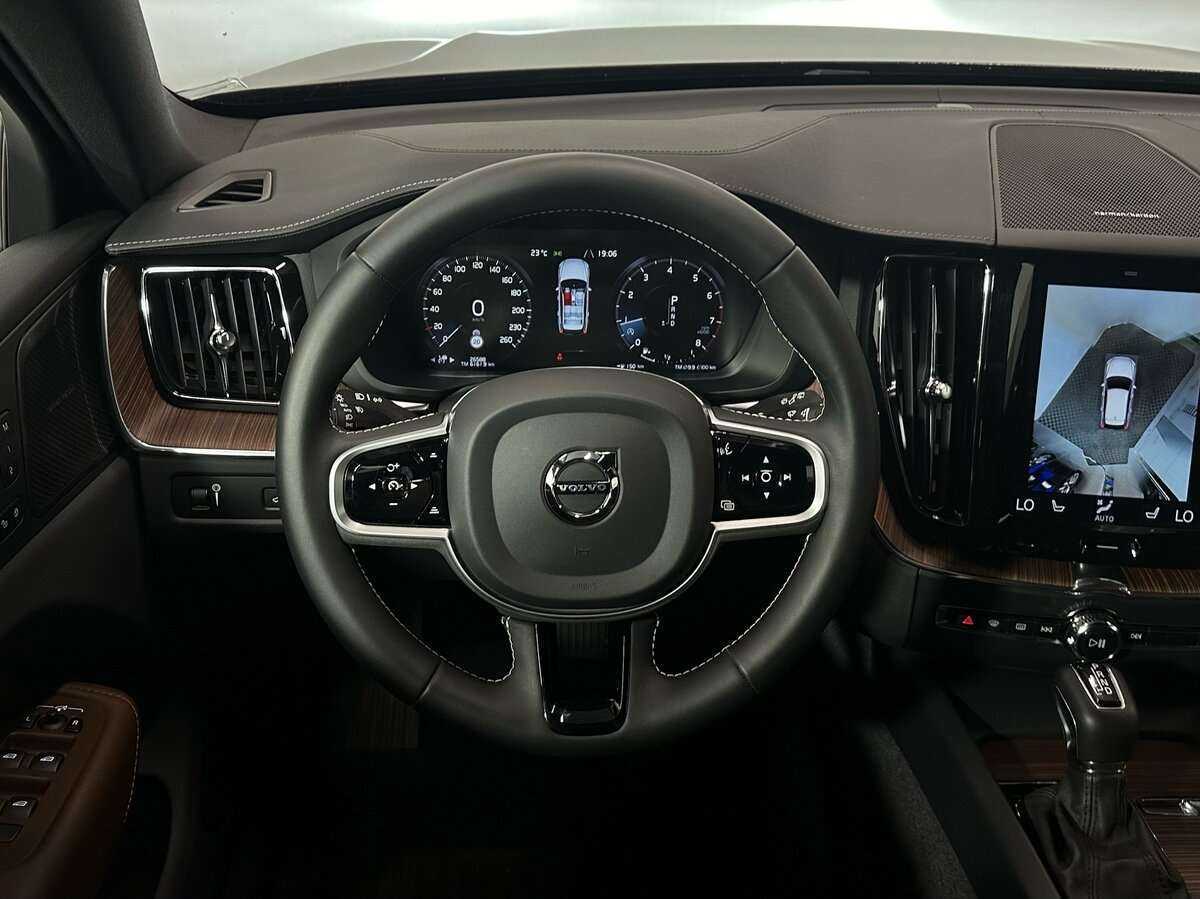 Купить Volvo XC60, 2019, 26 600 км, фото №14