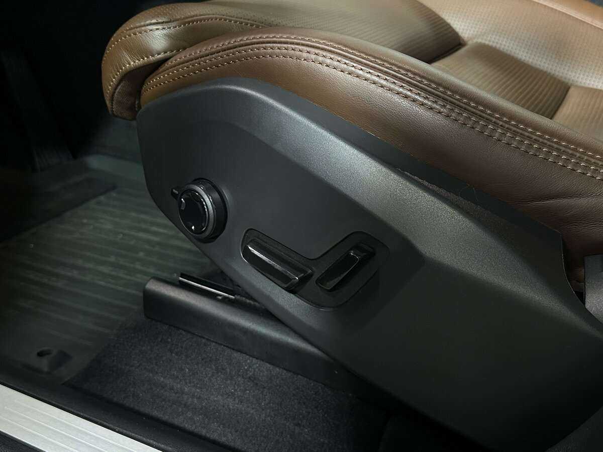 Купить Volvo XC60, 2019, 26 600 км, фото №25