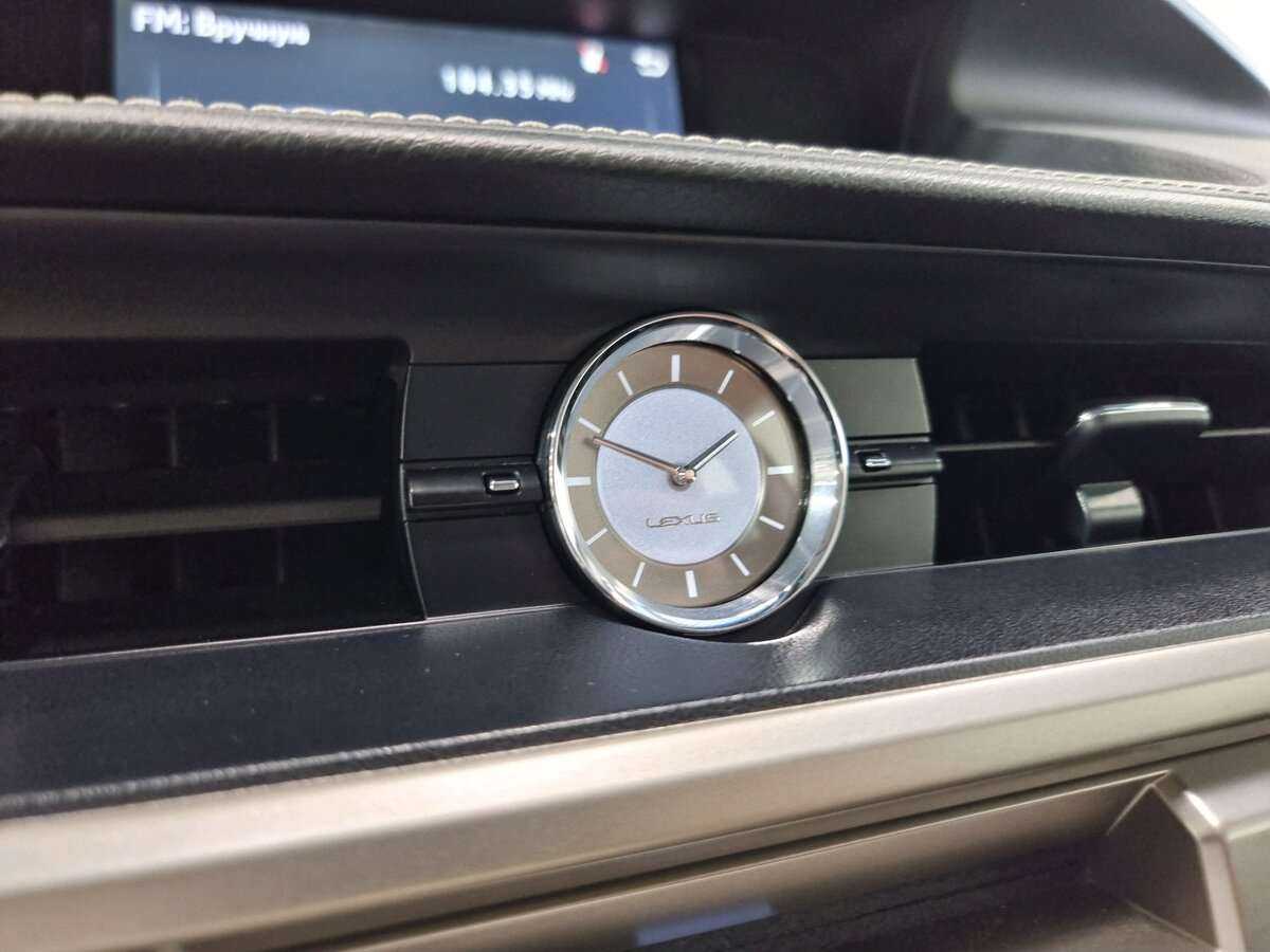 Купить Lexus ES 200, 2016, 105 150 км, фото №19