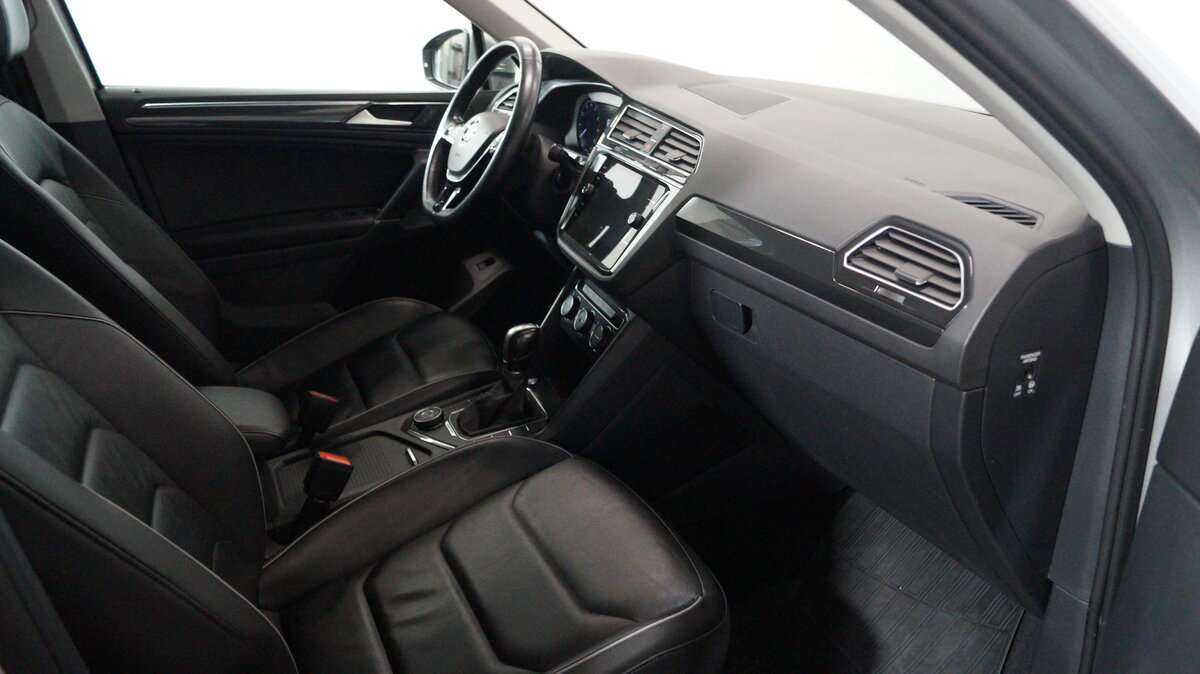 Купить Volkswagen Tiguan, 2018, 148 600 км, фото №7
