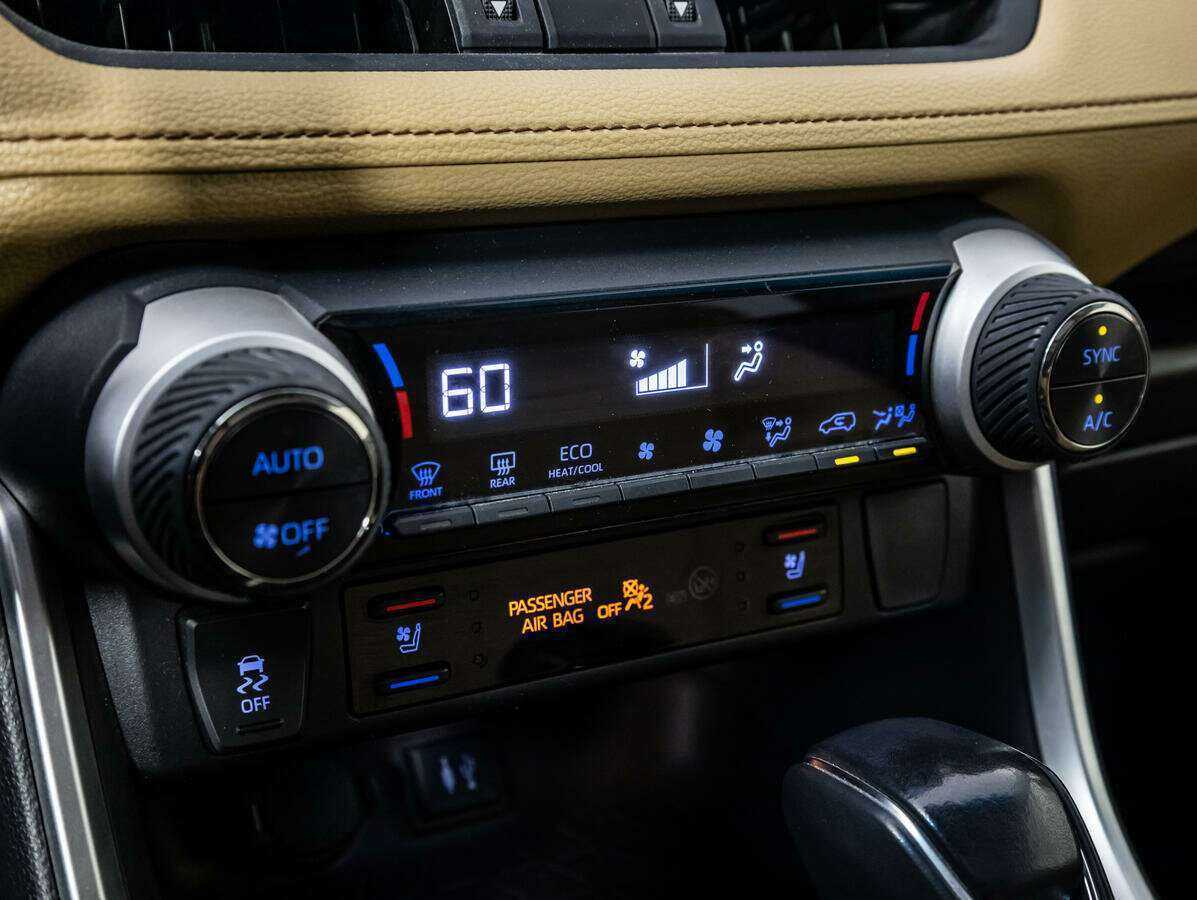 Купить Toyota RAV4, 2019, 111 239 км, фото №18