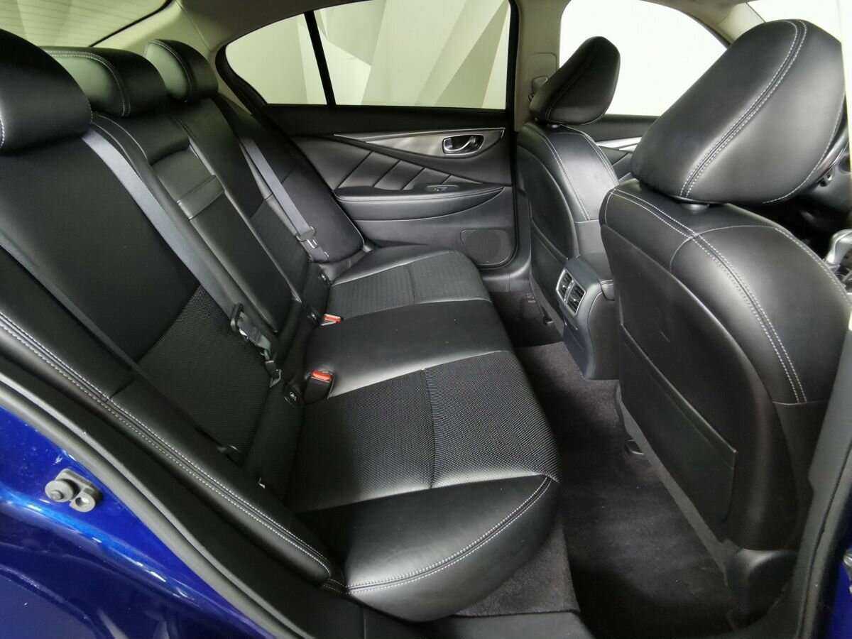 Купить Infiniti Q50, 2016, 101 724 км, фото №12