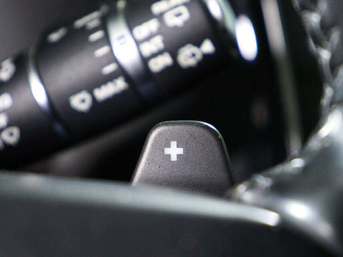 Купить Jaguar F-Pace, 2016, 83 000 км, фото №14