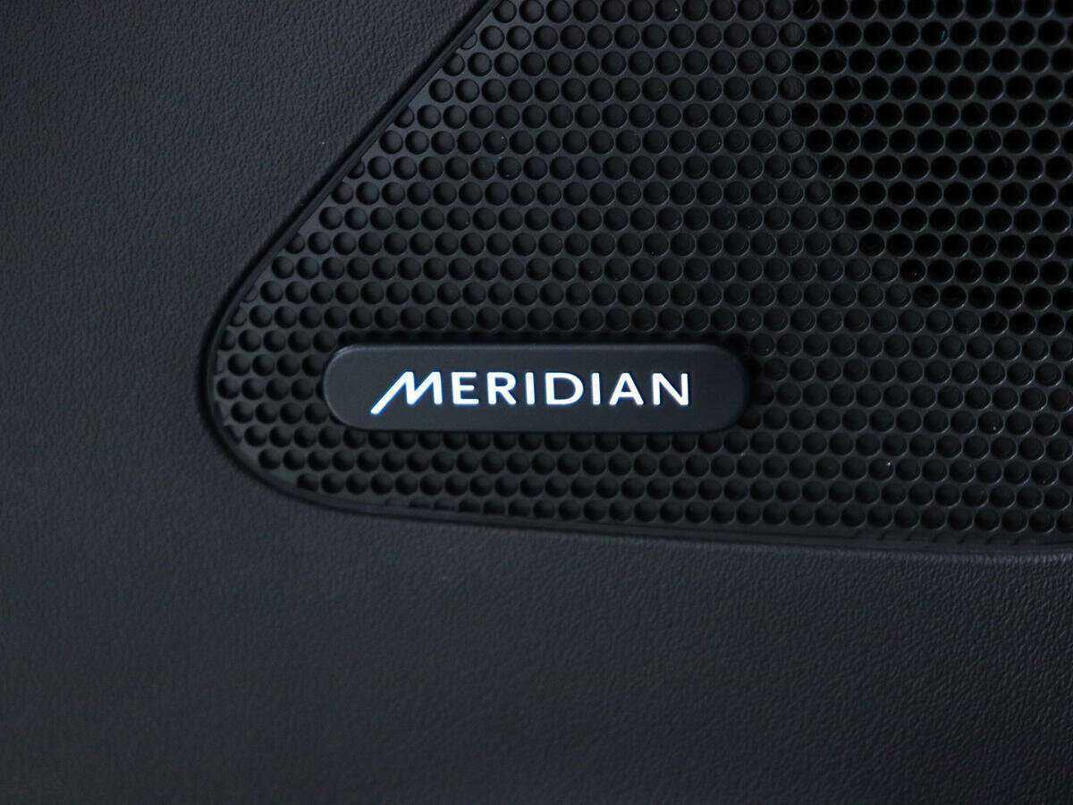 Купить Jaguar F-Pace, 2016, 83 000 км, фото №17