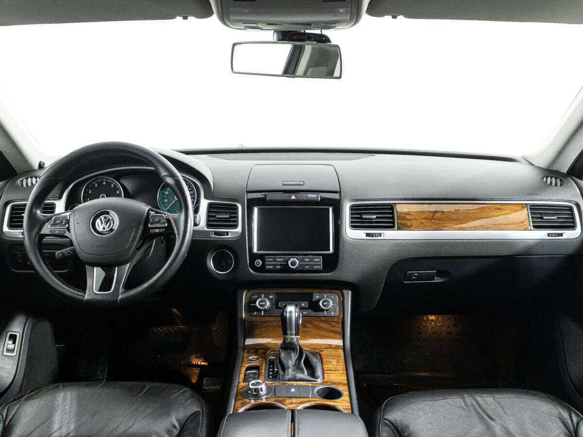Купить Volkswagen Touareg, 2011, 331 380 км, фото №13
