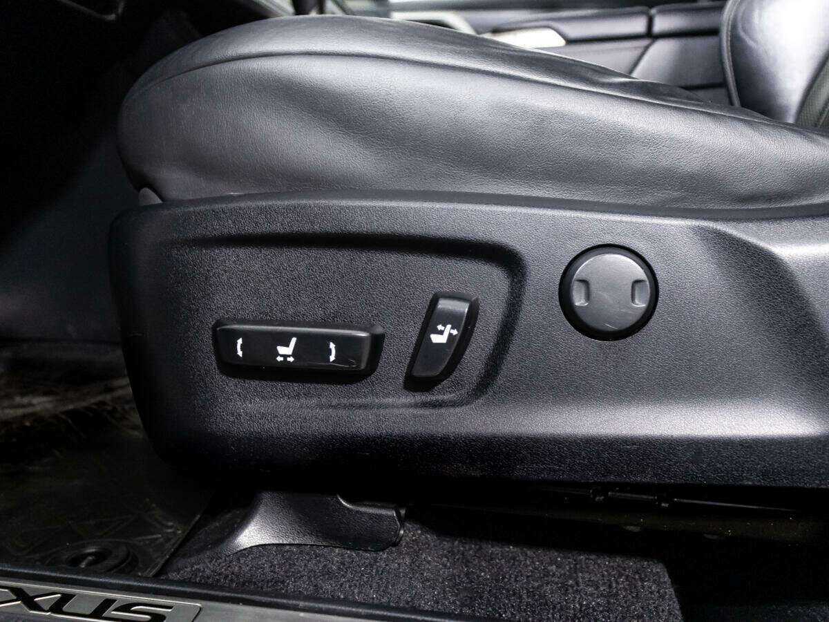 Купить Lexus RX 200t, 2017, 165 327 км, фото №24