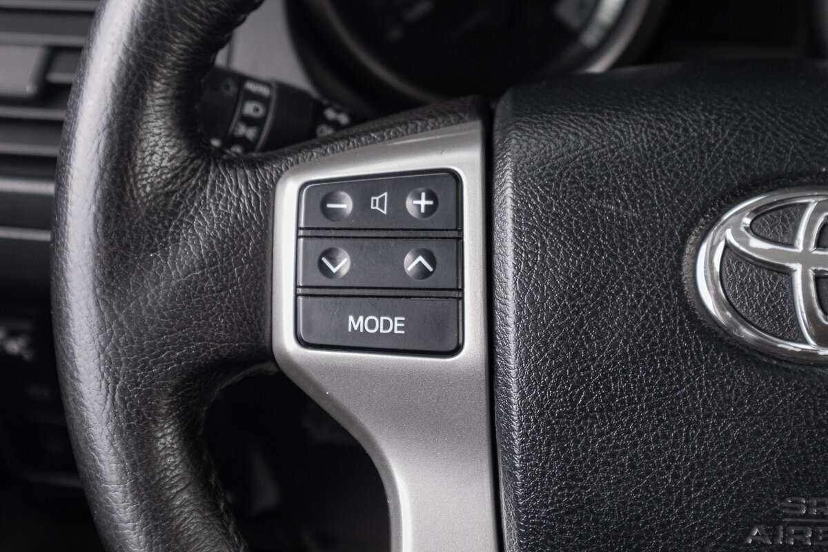 Купить Toyota Land Cruiser Prado, 2010, 157 300 км, фото №10