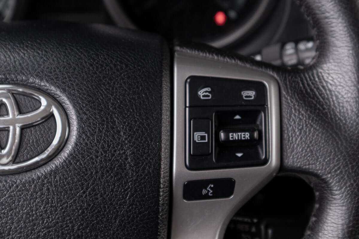 Купить Toyota Land Cruiser Prado, 2010, 157 300 км, фото №12