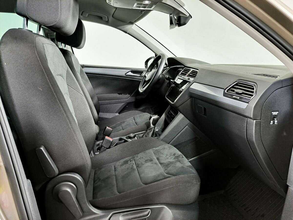 Купить Volkswagen Tiguan, 2021, 35 000 км, фото №9