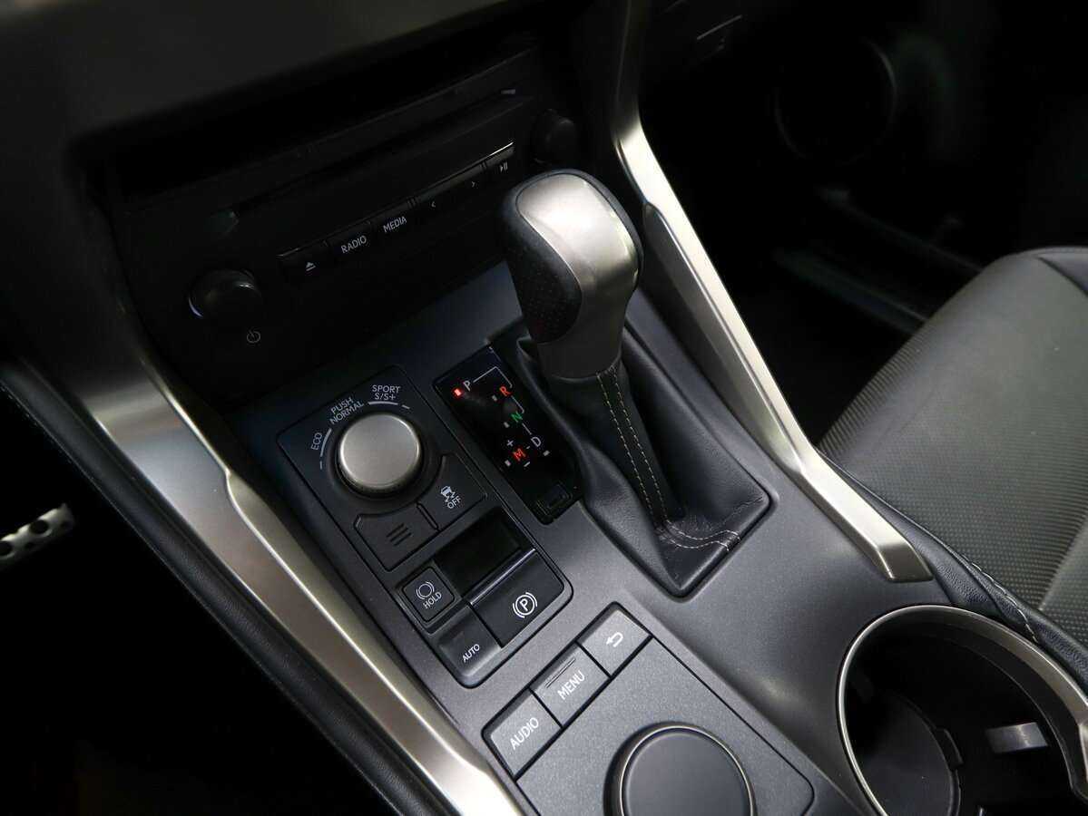 Купить Lexus NX 200t, 2015, 105 800 км, фото №17