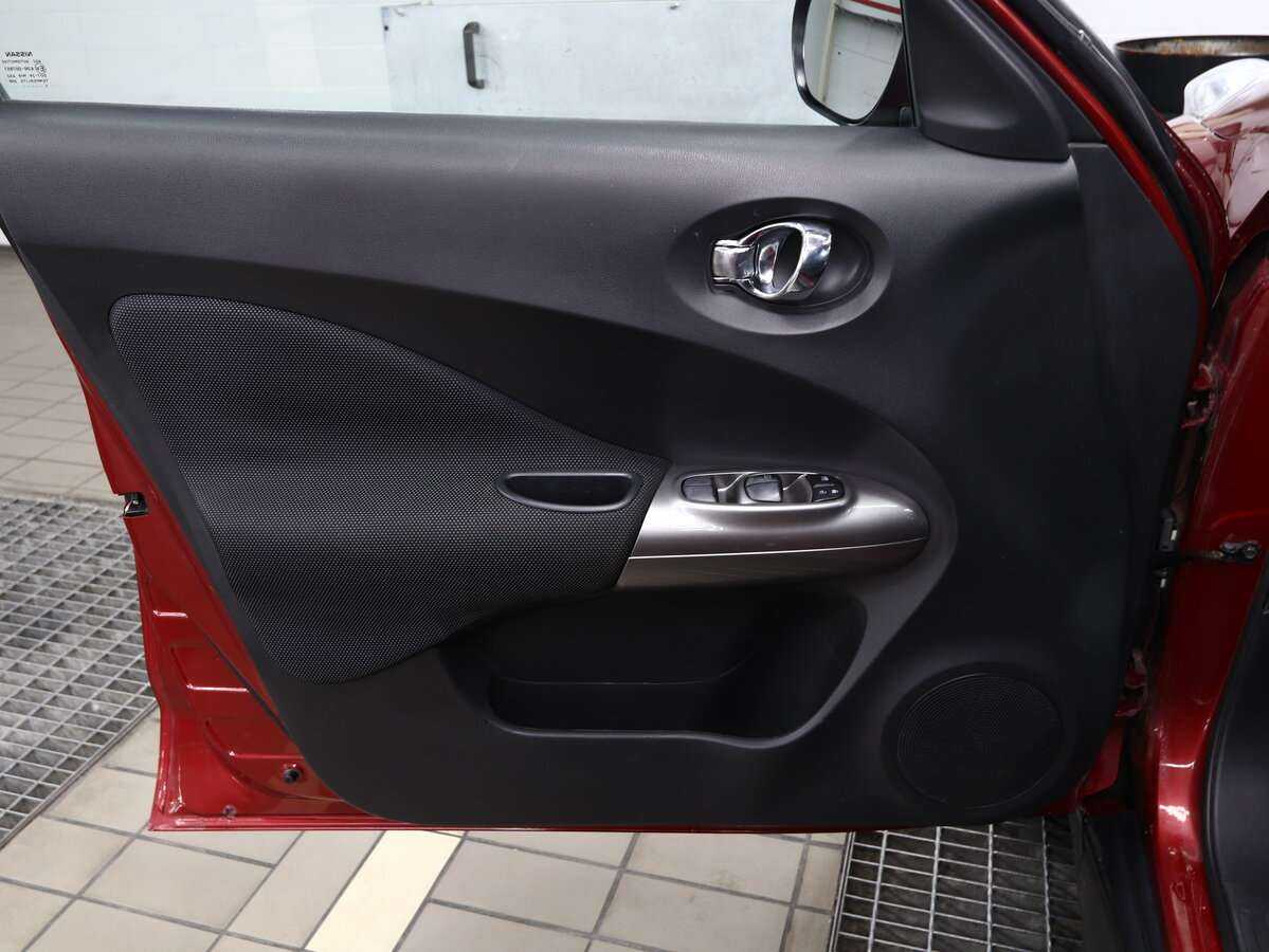 Купить Nissan Juke, 2011, 148 000 км, фото №17