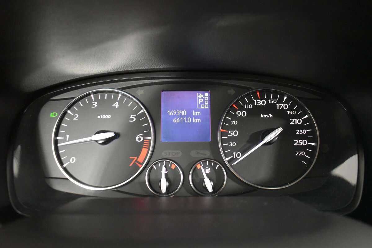 Купить Renault Latitude, 2013, 169 339 км, фото №14