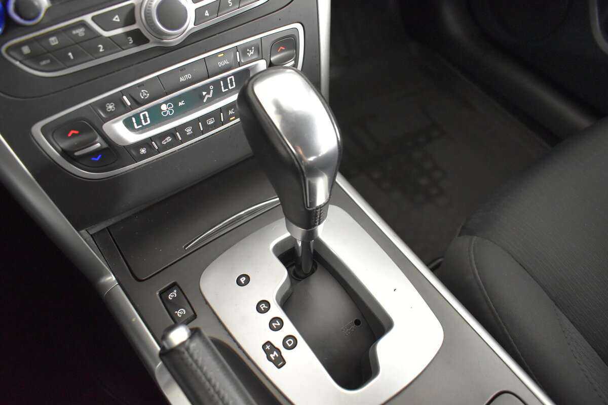 Купить Renault Latitude, 2013, 169 339 км, фото №15