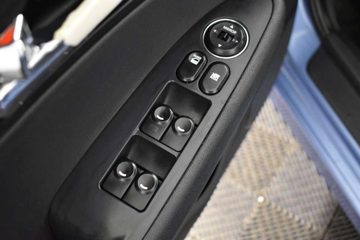 Купить Hyundai i30, 2011, 191 796 км, фото №8