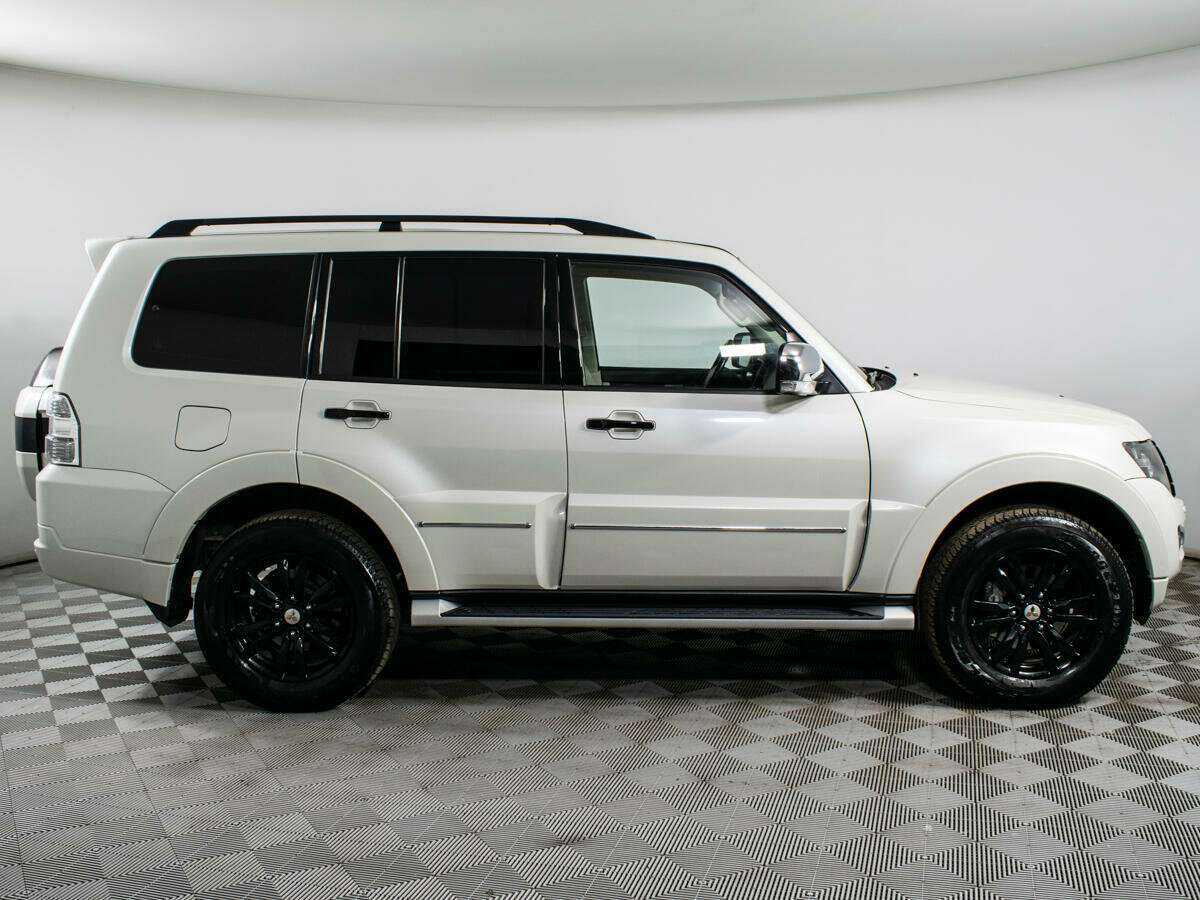 Купить Mitsubishi Pajero, 2019, 20 437 км, фото №4