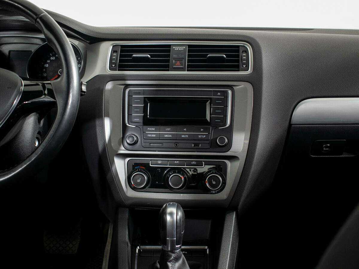 Купить Volkswagen Jetta, 2018, 82 587 км, фото №11