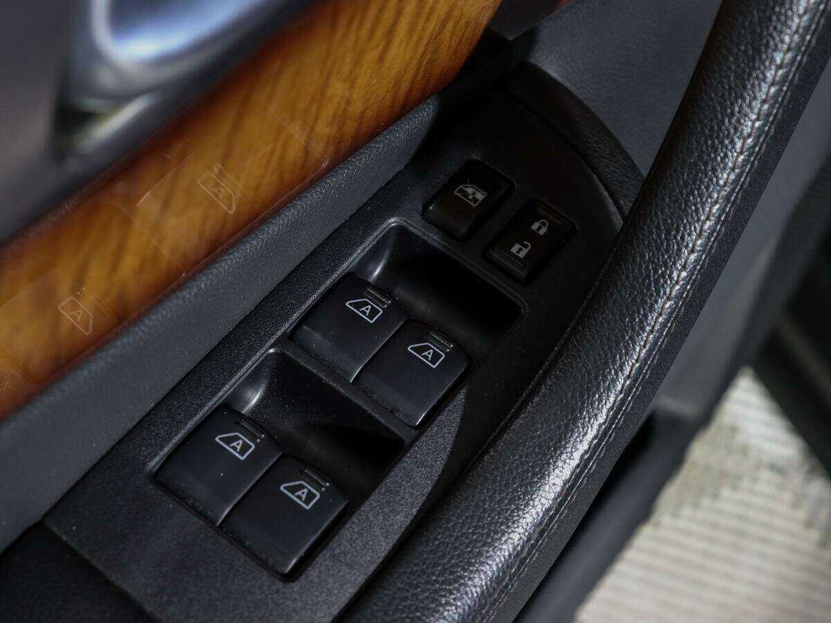 Купить Infiniti FX37, 2011, 197 306 км, фото №20