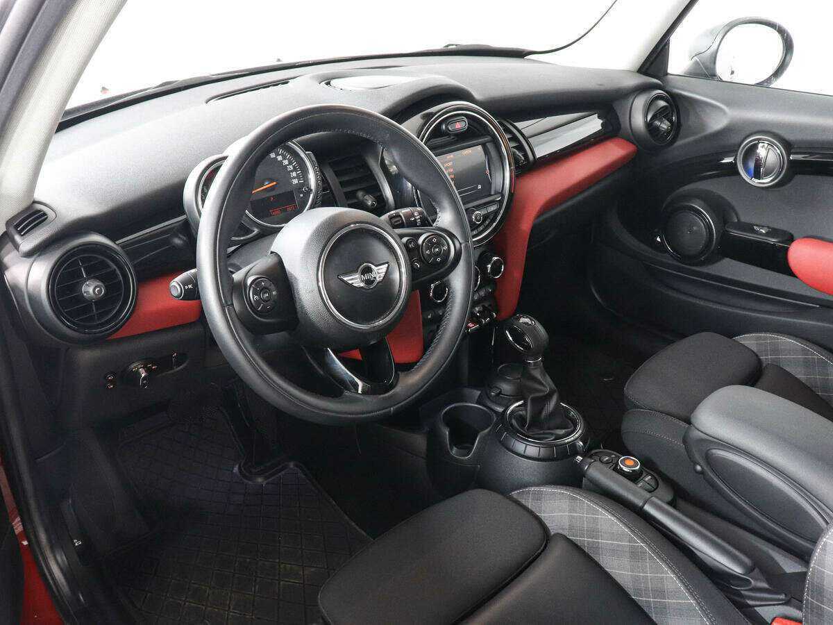 Купить Mini Hatch Cooper, 2015, 14 886 км, фото №9