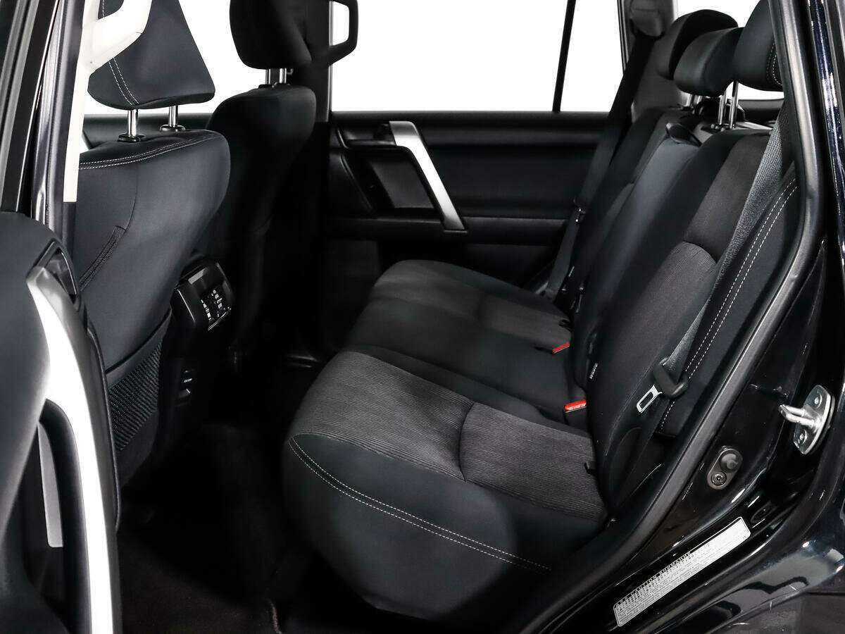 Купить Toyota Land Cruiser Prado, 2015, 61 200 км, фото №10